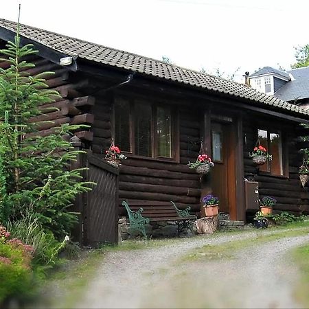 An Carraig Log Cabin Strathyre Exterior photo