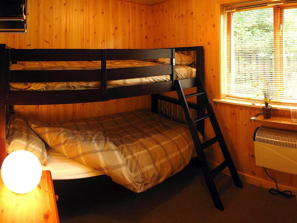 An Carraig Log Cabin Strathyre Exterior photo